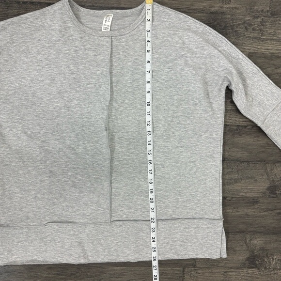 Spanx Dolman Perfect Length Top Soft Grey Heather Size Small Petite - Picture 10 of 11